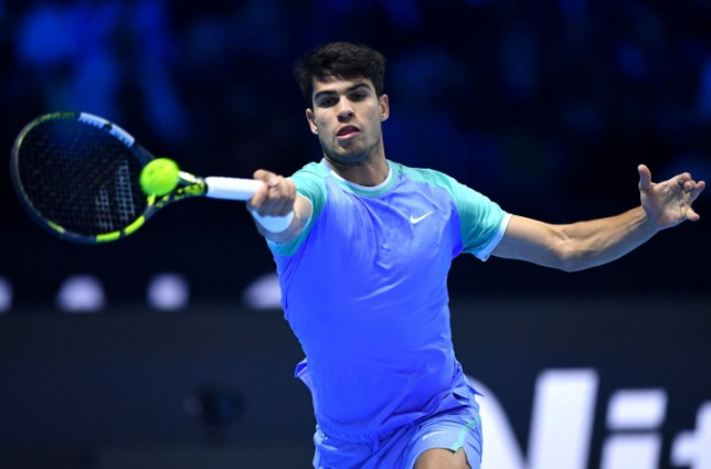 Подробнее о статье Победа Карлоса Алькараса на Итоговом турнире ATP — 2024: Комментарий и перспективы