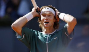 Подробнее о статье Елена Веснина о поражении Андрея Рублёва на Australian Open 2025